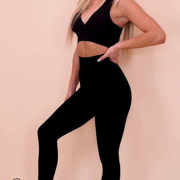 ☃️BOGO50%☃️ 🆕🖤MONO B: Jacquard & Ribbed Cut-Out Back Seamless Sports Bra MED - Picture 3 of 4